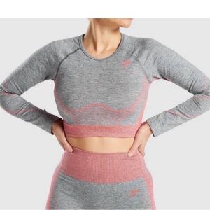 Gymshark Hyper Amplify coral and gray long sleeve crop top XL‎